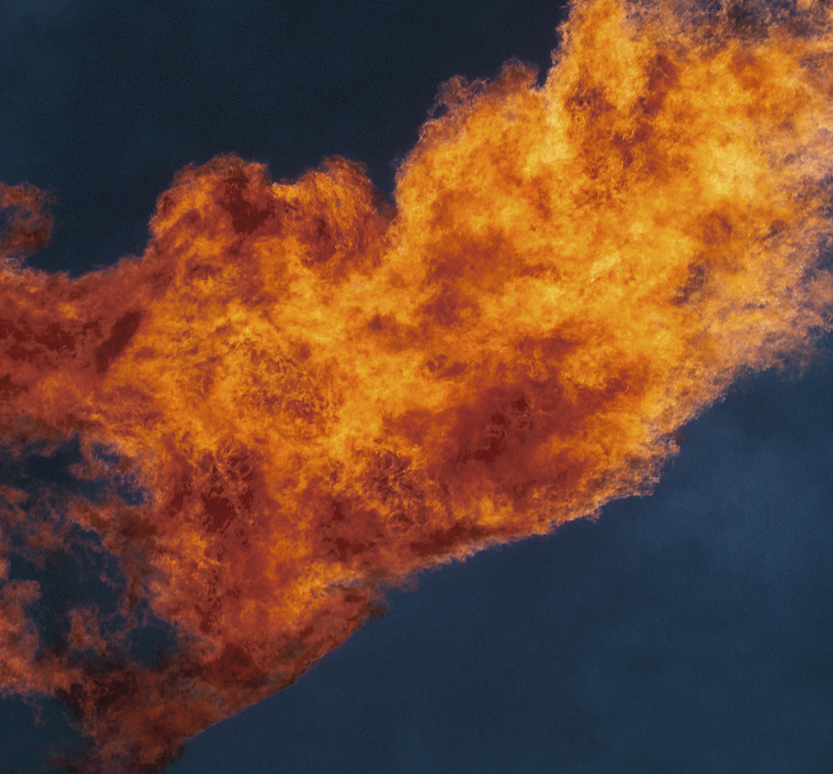 Measuring Moisture Contamination in Hydrogen-Cooled Electric Generators